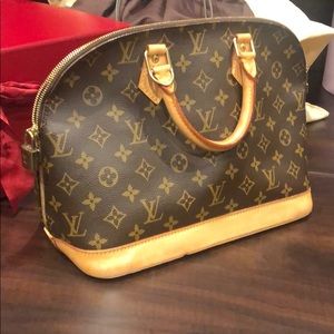 Louis Vuitton Alma bag
